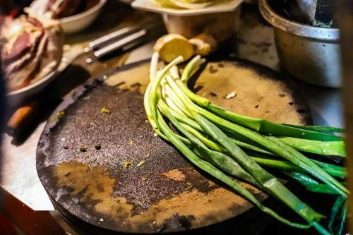 甜水井吃瓜,畅享清凉，品味生活